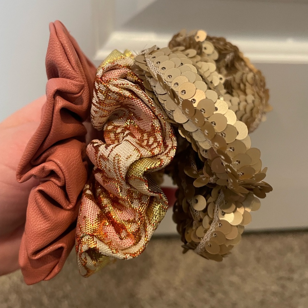 Hair scrunchies